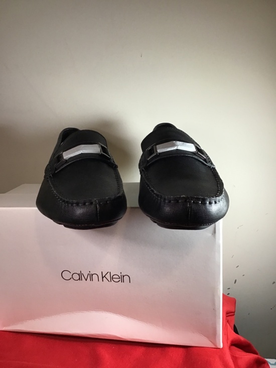 ??Calvin Klein, NIB, Magnus Weave Emboss, size 9M??